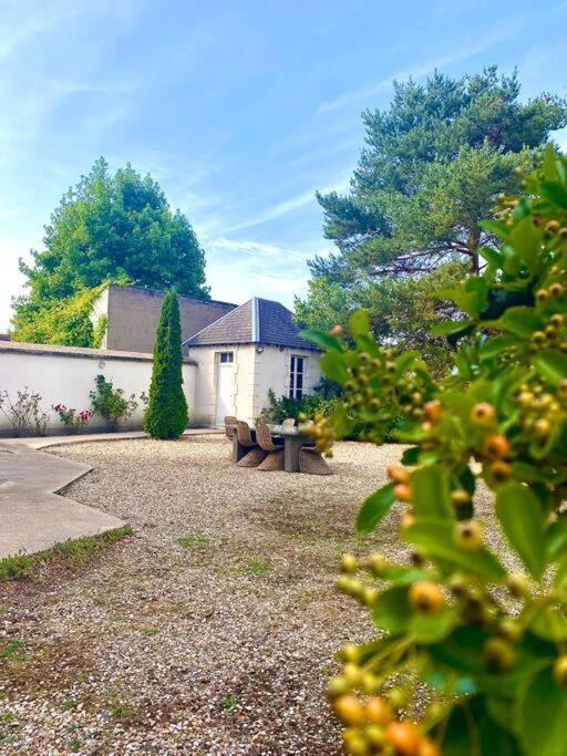 Demeure St Martin Villa Виерзон Екстериор снимка